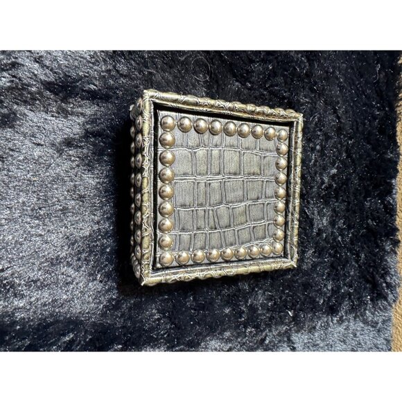 Dransfield & Ross Gray Crocodile Dark Red Coasters Set of 4 Embossed Nail Trim - Picture 1 of 8